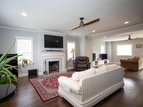 243 E Columbus St, Lithopolis, OH 43136 photo 9