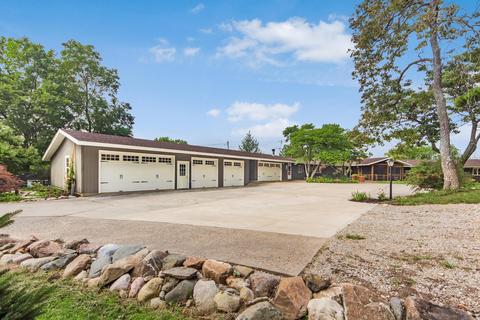 470 Moorefield Rd, Springfield, OH 45502 photo 4