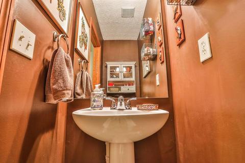 415 Hillcrest Dr, Circleville, OH 43113 photo 19