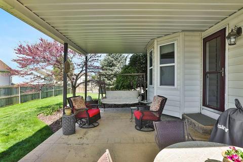 415 Hillcrest Dr, Circleville, OH 43113 photo 2