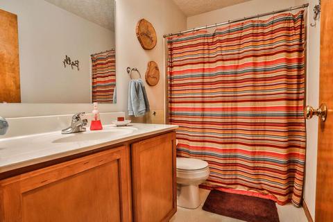 415 Hillcrest Dr, Circleville, OH 43113 photo 13