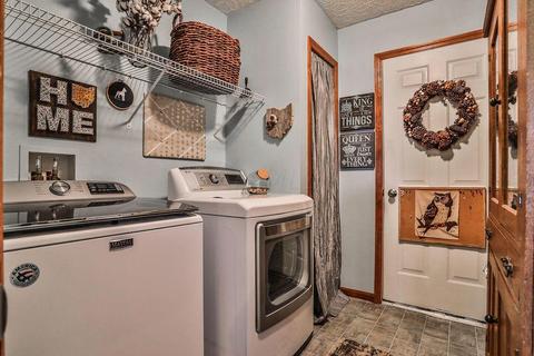 415 Hillcrest Dr, Circleville, OH 43113 photo 8