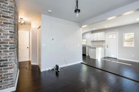 658 E Markison Ave, Columbus, OH 43207 photo 8