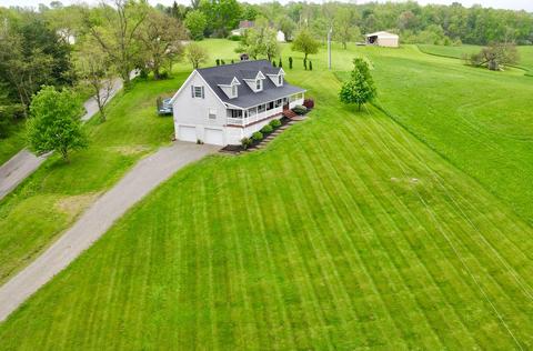 1237 Karr Rd, Jackson, OH 45640 photo 2