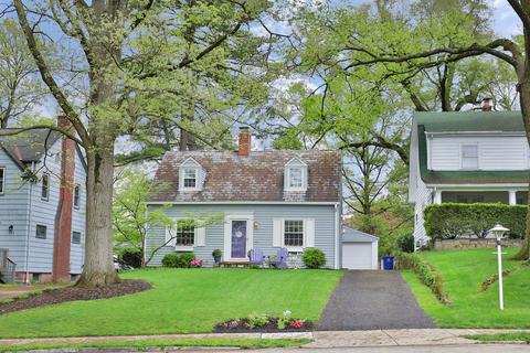 344 E Torrence Rd, Columbus, OH 43214 photo 1