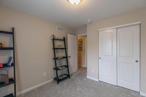 92 Broadstone Cir E, Blacklick, OH 43004 photo 29