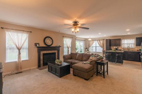 92 Broadstone Cir E, Blacklick, OH 43004 photo 6