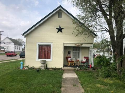 204 Town St, Circleville, OH 43113 photo 1