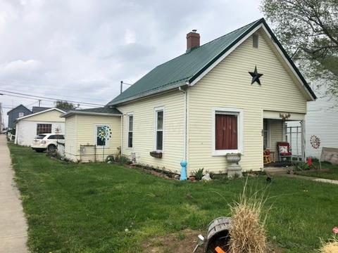 204 Town St, Circleville, OH 43113 photo 2