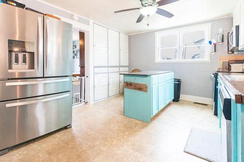 280 Vine St E, La Rue, OH 43332 photo 3