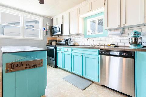 280 Vine St E, La Rue, OH 43332 photo 2