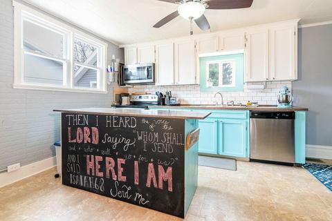 280 Vine St E, La Rue, OH 43332 photo 1