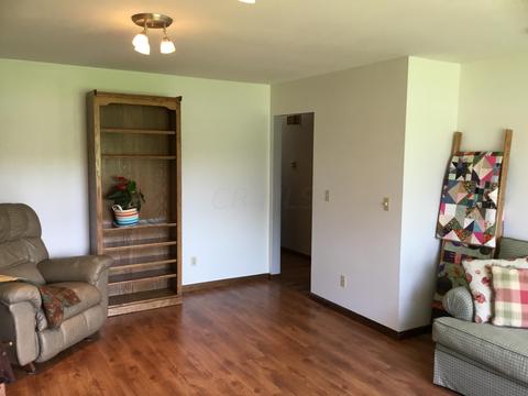 5695 Bell Station Rd, Circleville, OH 43113 photo 12