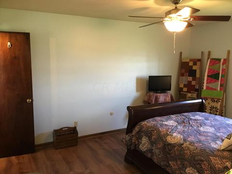 5695 Bell Station Rd, Circleville, OH 43113 photo 16
