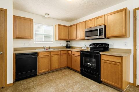 1414 Ithaca Dr, Columbus, OH 43228 photo 13