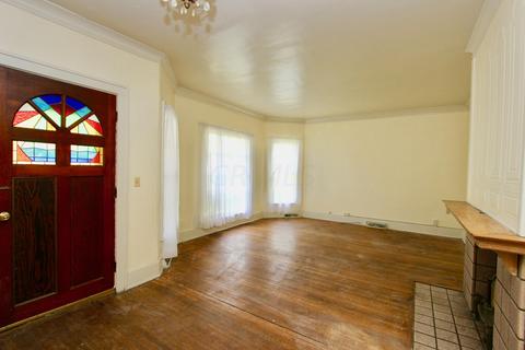 243 S State St, Marion, OH 43302 photo 7