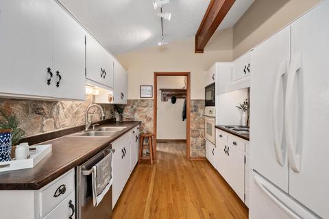 1111 James Rd, Lancaster, OH 43130 photo 2