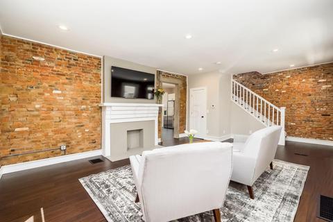 92 E Moler St, Columbus, OH 43207 photo 5