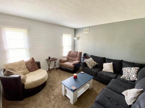 1251 S Pickaway St, Circleville, OH 43113 photo 4