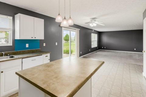 137 Harvard Loop, Delaware, OH 43015 photo 8