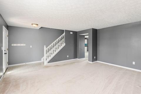 137 Harvard Loop, Delaware, OH 43015 photo 6