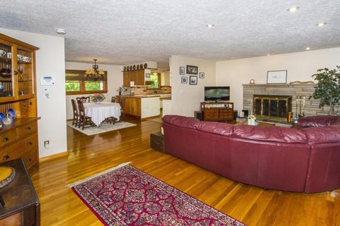 3397 Sciotangy Dr, Columbus, OH 43221 photo 5