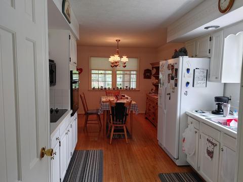 910 Laura Dr, Marion, OH 43302 photo 4