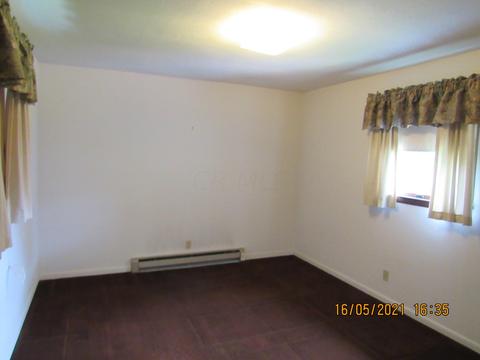 836 Atwater Ave, Circleville, OH 43113 photo 8