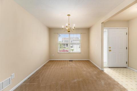 133 Rolling Acre Dr, Lithopolis, OH 43136 photo 6