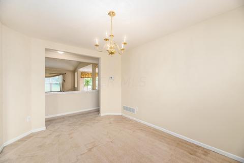 133 Rolling Acre Dr, Lithopolis, OH 43136 photo 8