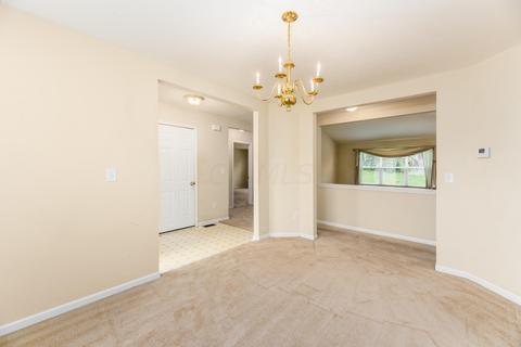 133 Rolling Acre Dr, Lithopolis, OH 43136 photo 7
