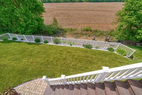 1051 Ridge Dr, Circleville, OH 43113 photo 12