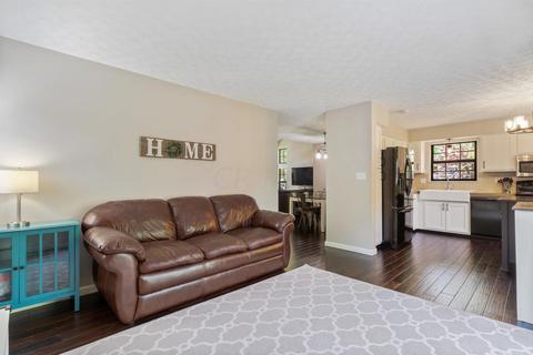 3646 Carnforth Dr, Columbus, OH 43221 photo 13