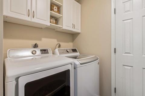 3646 Carnforth Dr, Columbus, OH 43221 photo 19