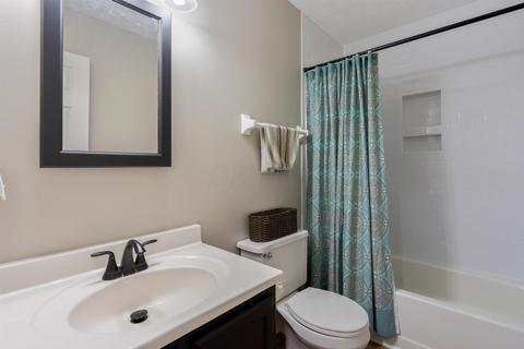 3646 Carnforth Dr, Columbus, OH 43221 photo 24
