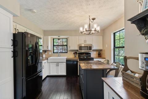 3646 Carnforth Dr, Columbus, OH 43221 photo 14