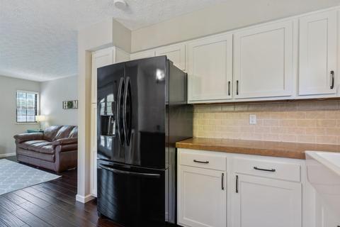 3646 Carnforth Dr, Columbus, OH 43221 photo 17