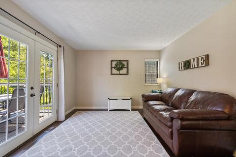 3646 Carnforth Dr, Columbus, OH 43221 photo 11