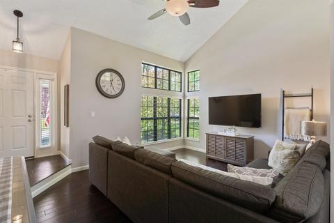 3646 Carnforth Dr, Columbus, OH 43221 photo 6