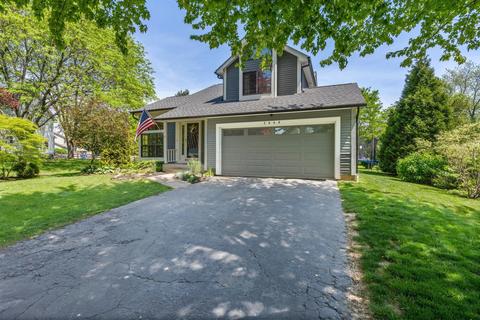 3646 Carnforth Dr, Columbus, OH 43221 photo 2