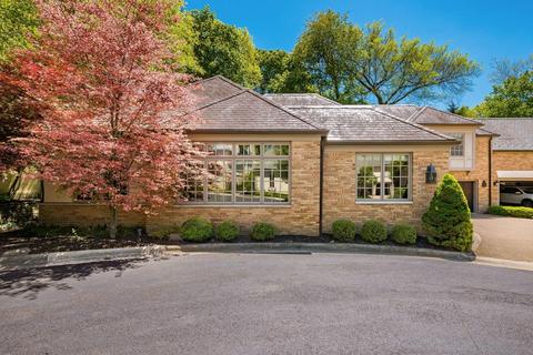 12 Lyonsgate Rd, Bexley, OH 43209 photo 81