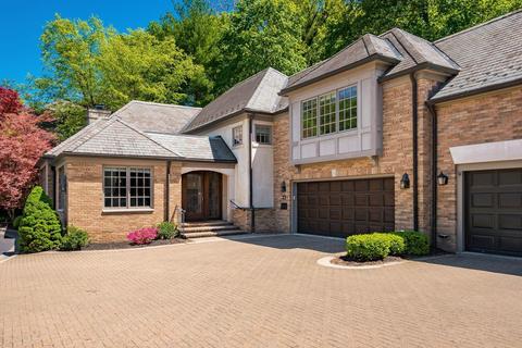 12 Lyonsgate Rd, Bexley, OH 43209 photo 83