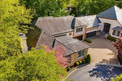 12 Lyonsgate Rd, Bexley, OH 43209 photo 70