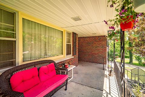 1131 White Oak Dr, Springfield, OH 45504 photo 8