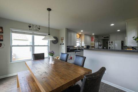 683 Crestview Dr, Lithopolis, OH 43136 photo 15