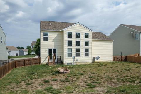 683 Crestview Dr, Lithopolis, OH 43136 photo 3