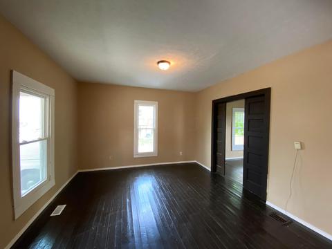 182 E George St, Marion, OH 43302 photo 4