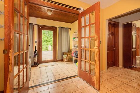 355 Meadow Ln, Springfield, OH 45505 photo 40