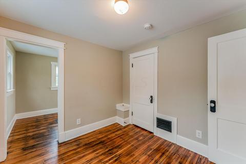 590 E Weber Rd, Columbus, OH 43202 photo 25