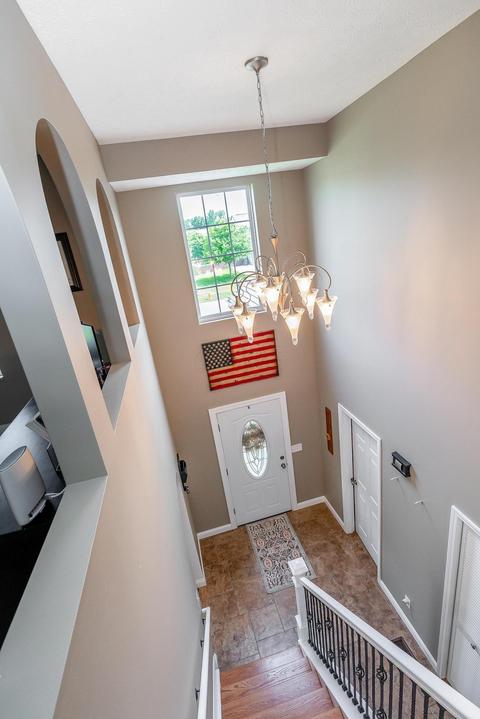 552 Adrian Dr, Delaware, OH 43015 photo 15